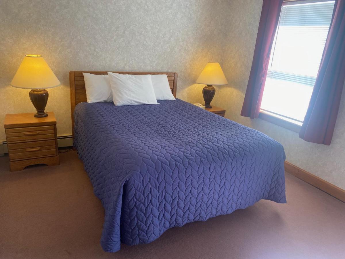 Acadia Village Resort 엘스워스 외부 사진