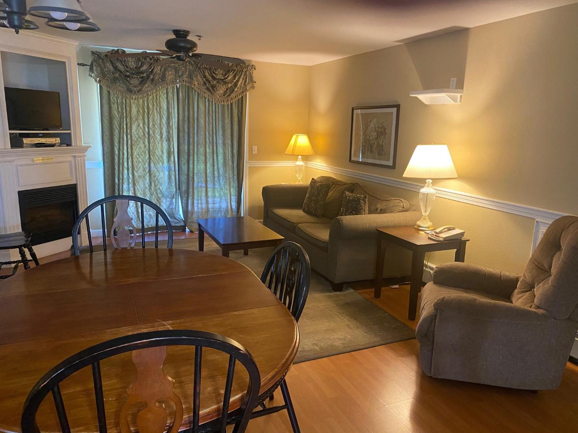 Acadia Village Resort 엘스워스 외부 사진